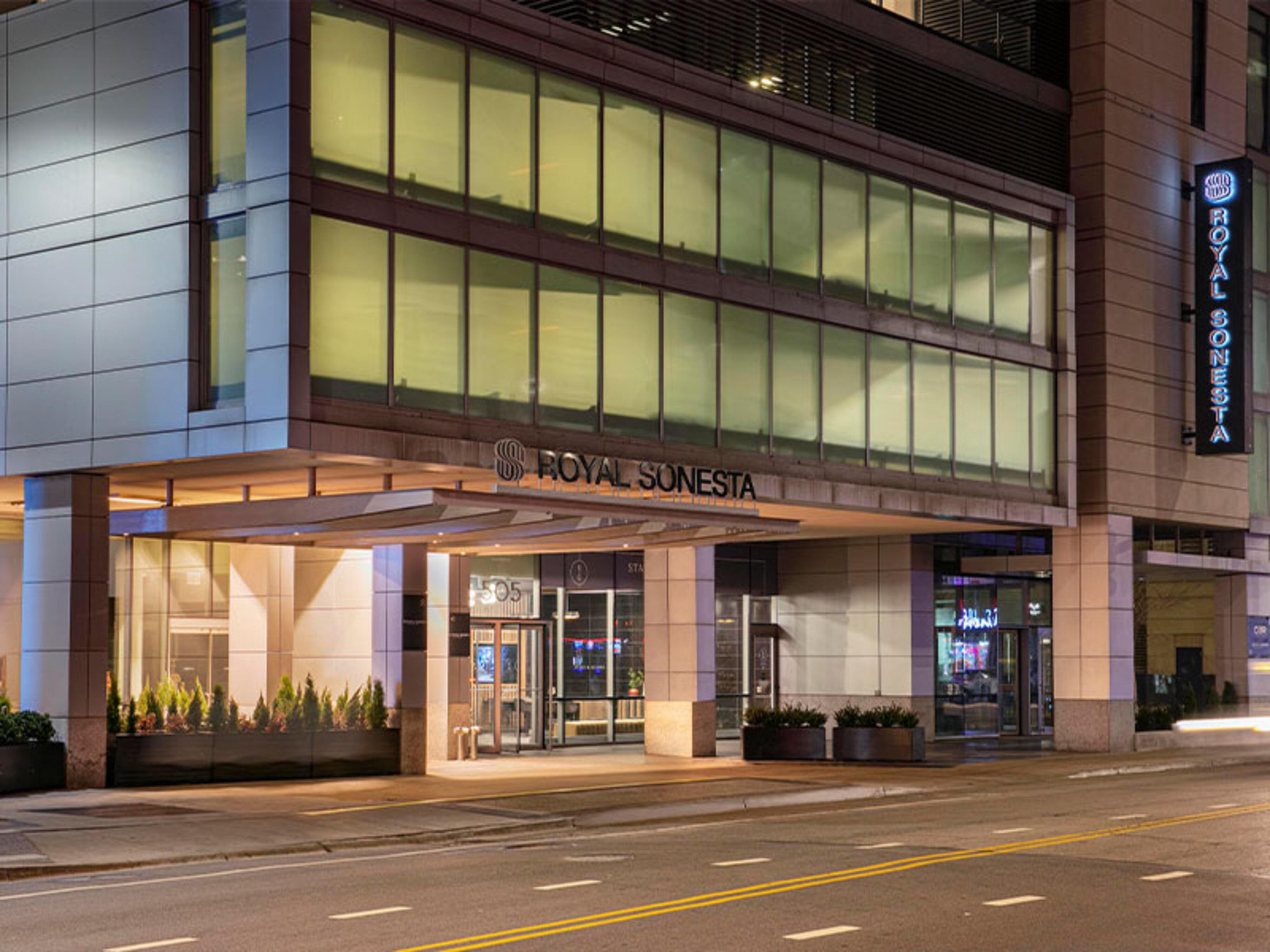 The Royal Sonesta Chicago River North Exterior foto