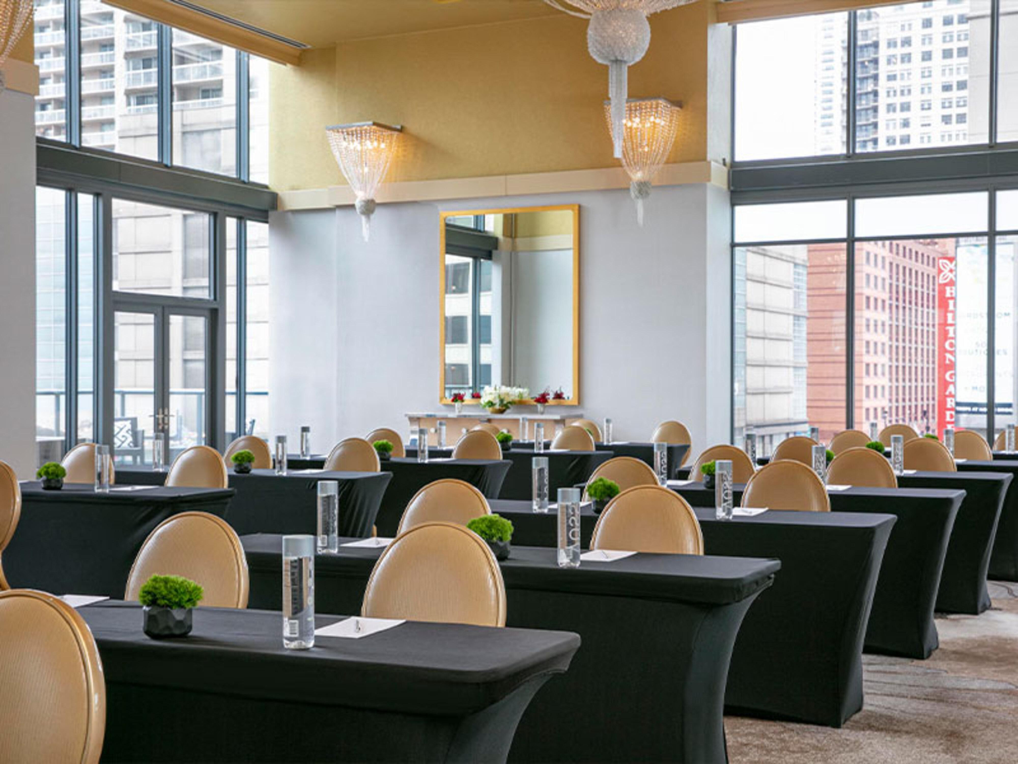 The Royal Sonesta Chicago River North Exterior foto