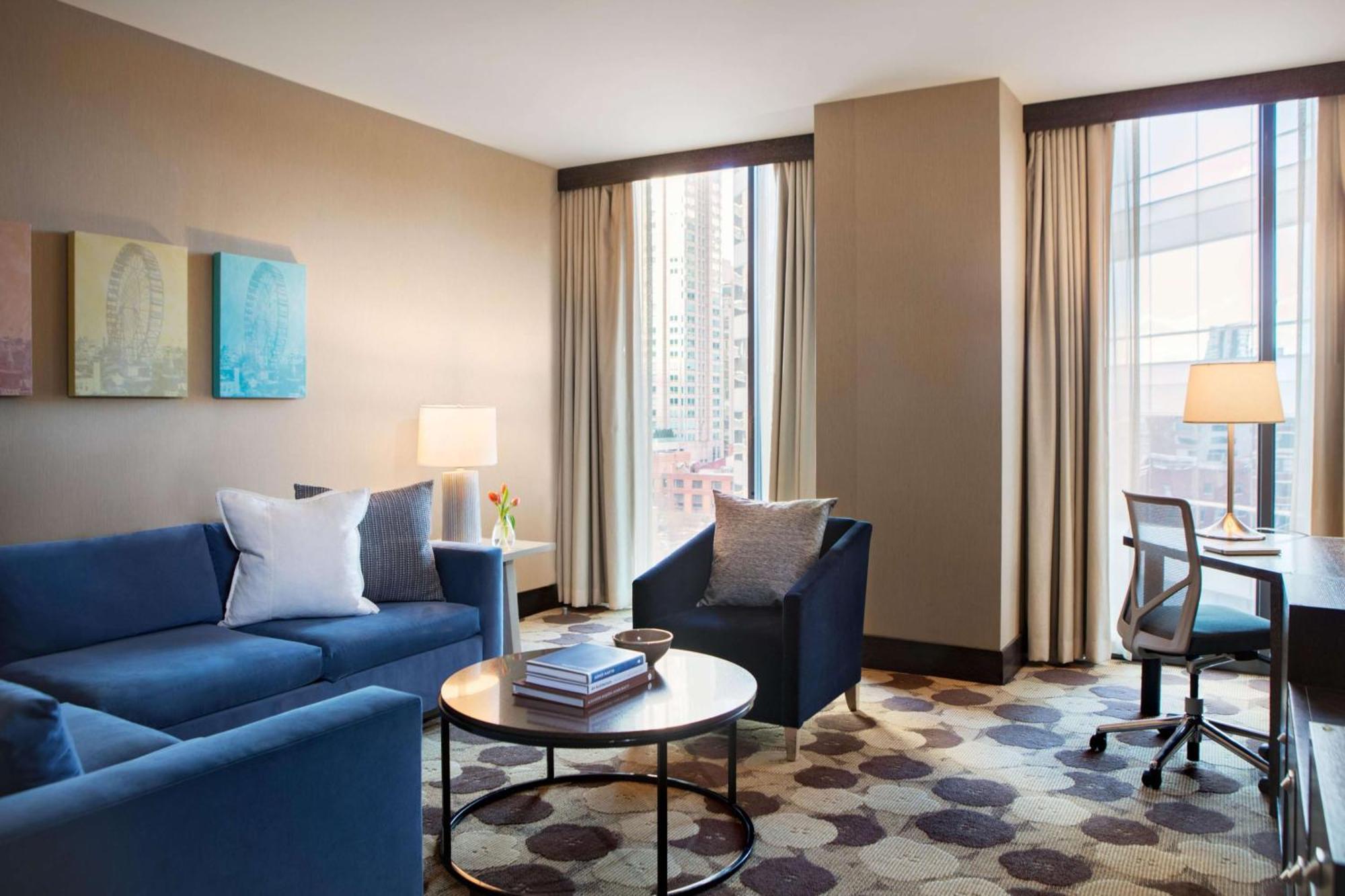 The Royal Sonesta Chicago River North Exterior foto