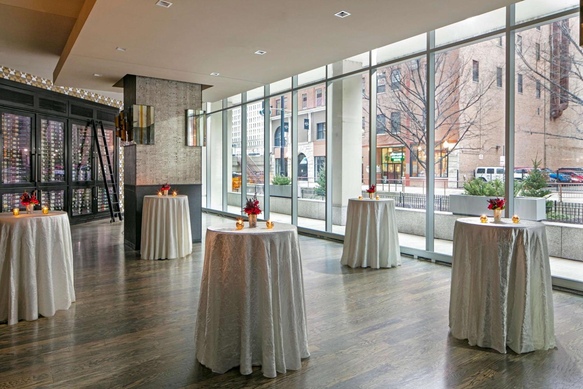 The Royal Sonesta Chicago River North Exterior foto